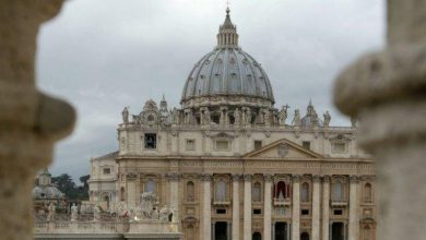 Photo of Accuse di eresie a Papa Francesco: Il Vaticano blocca il sito che le sostiene