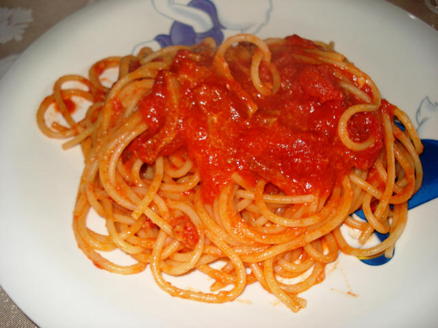 Amatriciana Bucatini all'amatriciana : La ricetta originale