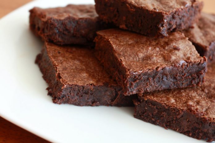 Brownies Come fare i Chocolate Brownies: La Ricetta Originale
