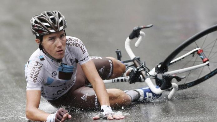 Domenico-Pozzovivo-ciclista Il video della caduta di Domenico Pozzovivo al Giro d'Italia 2015