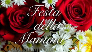 Photo of Mamme che scrivono messaggi su Whatsapp: Auguri per la Festa della Mamma