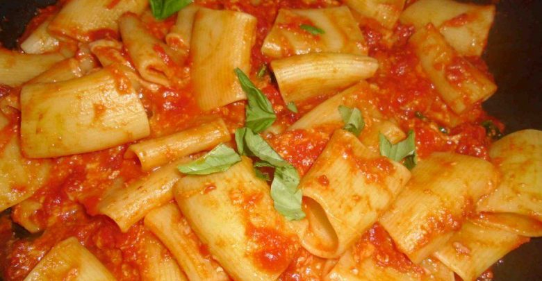 Pasta allo Scarpariello: Ricetta e Origini del piatto