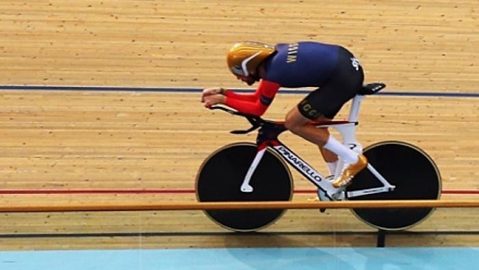 Record dell'Ora: Bradley Wiggins insegue il primato, orario diretta tv e streaming