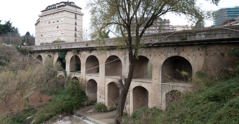 Cronaca Avellino, 27enne si uccide lanciandosi dal ponte della Ferriera