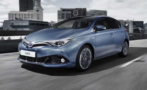 2015-Toyota-Auris-hybrid Toyota Auris Hybrid : Video Spot sulla macchina giapponese