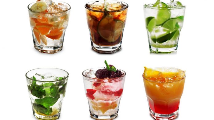 Alcol Vietata Vendita di Bevande Alcoliche fredde, a Bologna sciopero negozianti