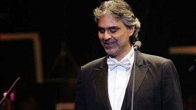 Photo of “E Più Ti Penso” di Andrea Bocelli, Testo e Video Ufficiale