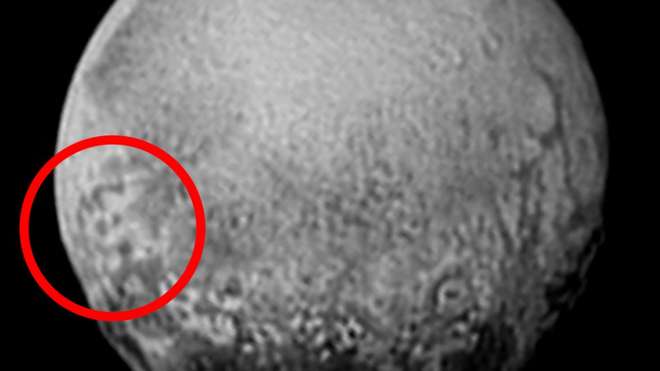 pluto_plutone Pluto su Plutone: Video delle immagini del pianeta nano