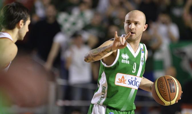 spinelli-avellino Scandone Avellino, Spinelli si è dimesso: è Caos