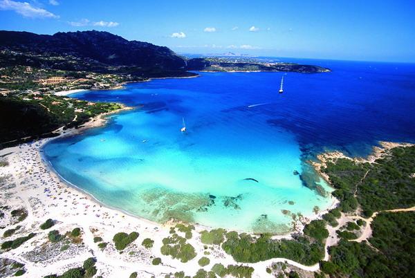 Vacanze low cost agosto 2015: migliori offerte last minute Costa Smeralda