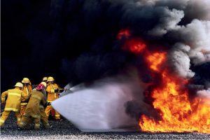 Cronaca Lamezia Terme, scoppia incendio tra Scordovillo e Ospedale Pubblico