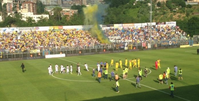 frosinone-stadio-matusa Stadio Matusa di Frosinone: diffida per i tifosi su tetti e balconi