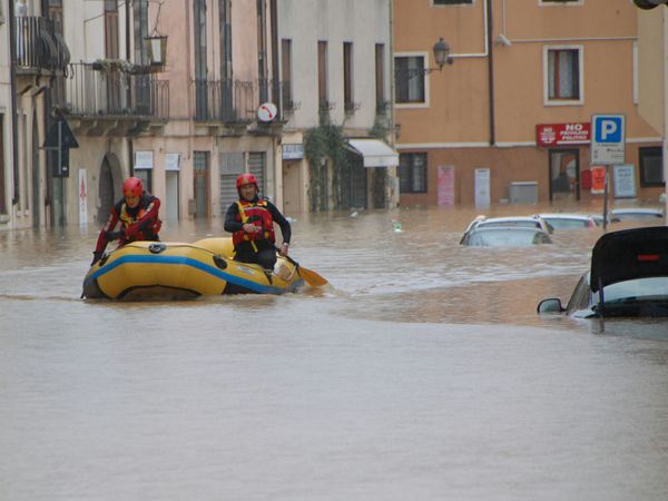 Alluvione-Inondazione Alluvione in Costa Azzurra: 16 i morti e 4 i dispersi
