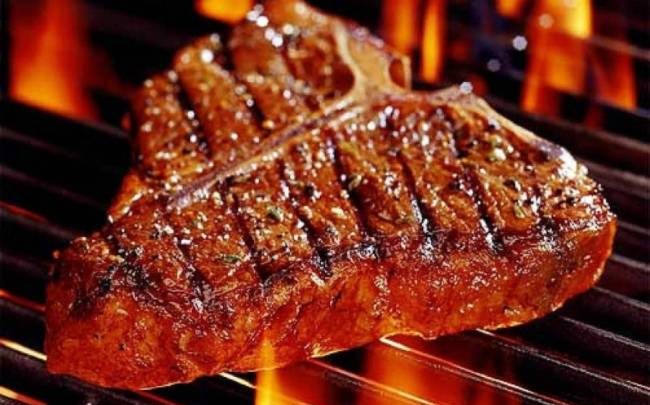 Carne rossa fa male? secondo l'Oms è cancerogena e provoca il cancro