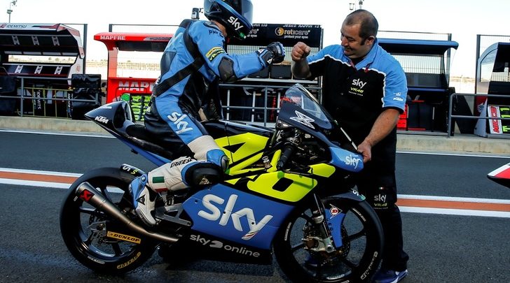 Valentino Rossi, Sky Racing Team gli dedica le carene