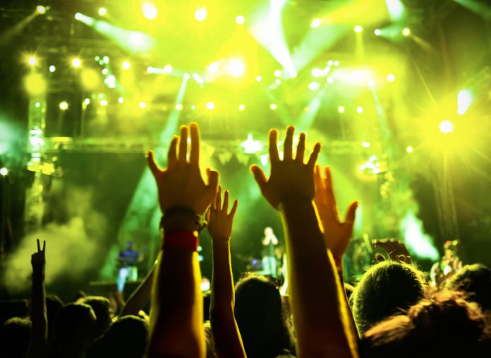 dj discoteca Eventi Natale 2015, ad Avellino si balla con Back2MyRoots