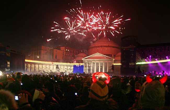 capodanno napoli Capodanno a Napoli 2016: Eventi, Concerti, Discoteche