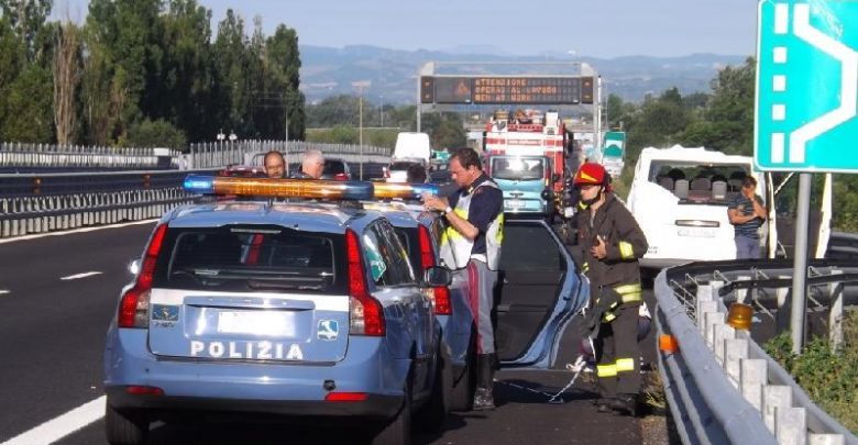 Incidente Asse Attrezzato Chieti-Pescara oggi 3 dicembre: due morti in autostrada