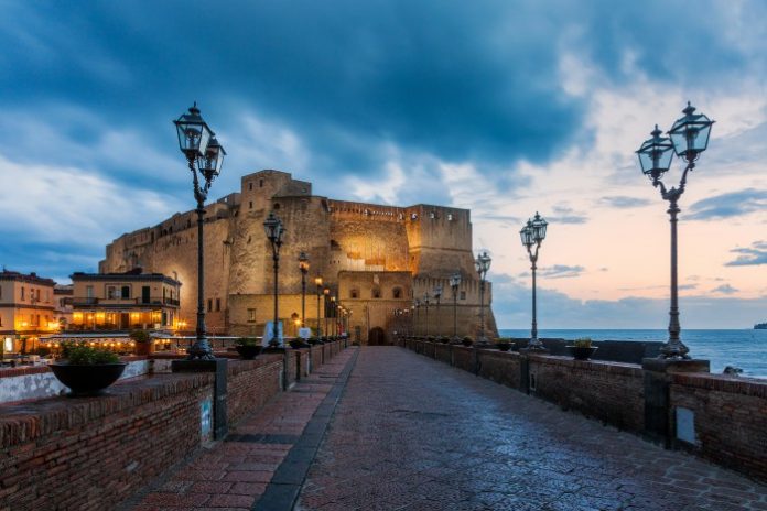 Napoli e luoghi da visitare Napoli: Luoghi da visitare e cosa vedere