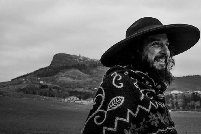 vinicio Nel Paese dei Coppoloni: il film di Vinicio Capossela