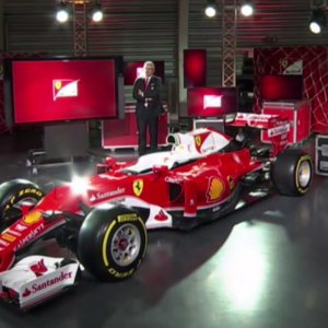 Nuova Ferrari 2016 Foto e Video Presentazione