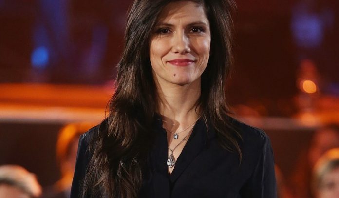elisa Elisa a Sanremo 2016 (Video 12 Febbraio)