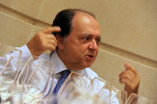enzo-vizzari Chi è Enzo Vizzari? Critico gastronomico ospite di Masterchef Italia 5