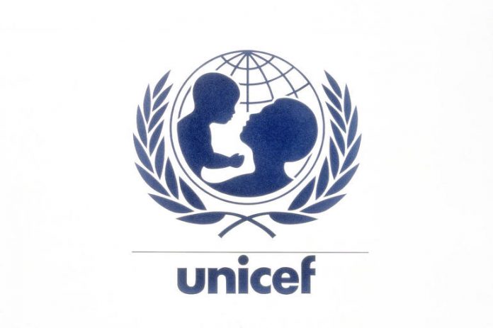 01 10 Unicef #TuttiGiùPerTerra: come funziona