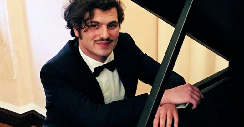 Chi è Davide Santacolomba, biografia pianista sordo le Iene