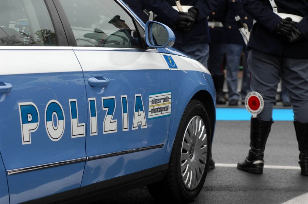 Permessi di soggiorno falsi, a milano 171 indagati Polizia di stato it permesso di soggiorno