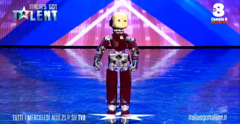Video iCub, Piccolo Robot a Italia’s Got Talent