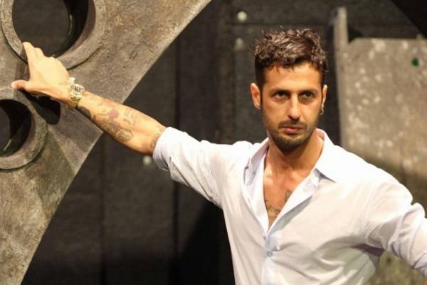 Fabrizio Corona al Maurizio Costanzo Show l'8 maggio 2016 