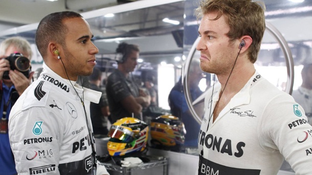 Video Incidente Rosberg-Hamilton: Al Gp F1 di Spagna 2016 scontro tra le Mercedes