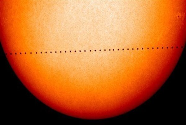 Mercurio davanti al sole: Fenomeno astronomico 9 maggio 2016