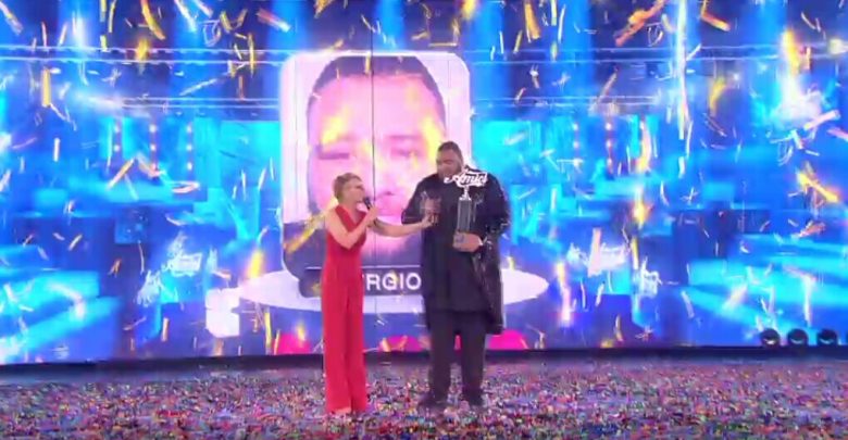Finale Amici 15: Video Vittoria e Premiazione Sergio (25 Maggio 2016)