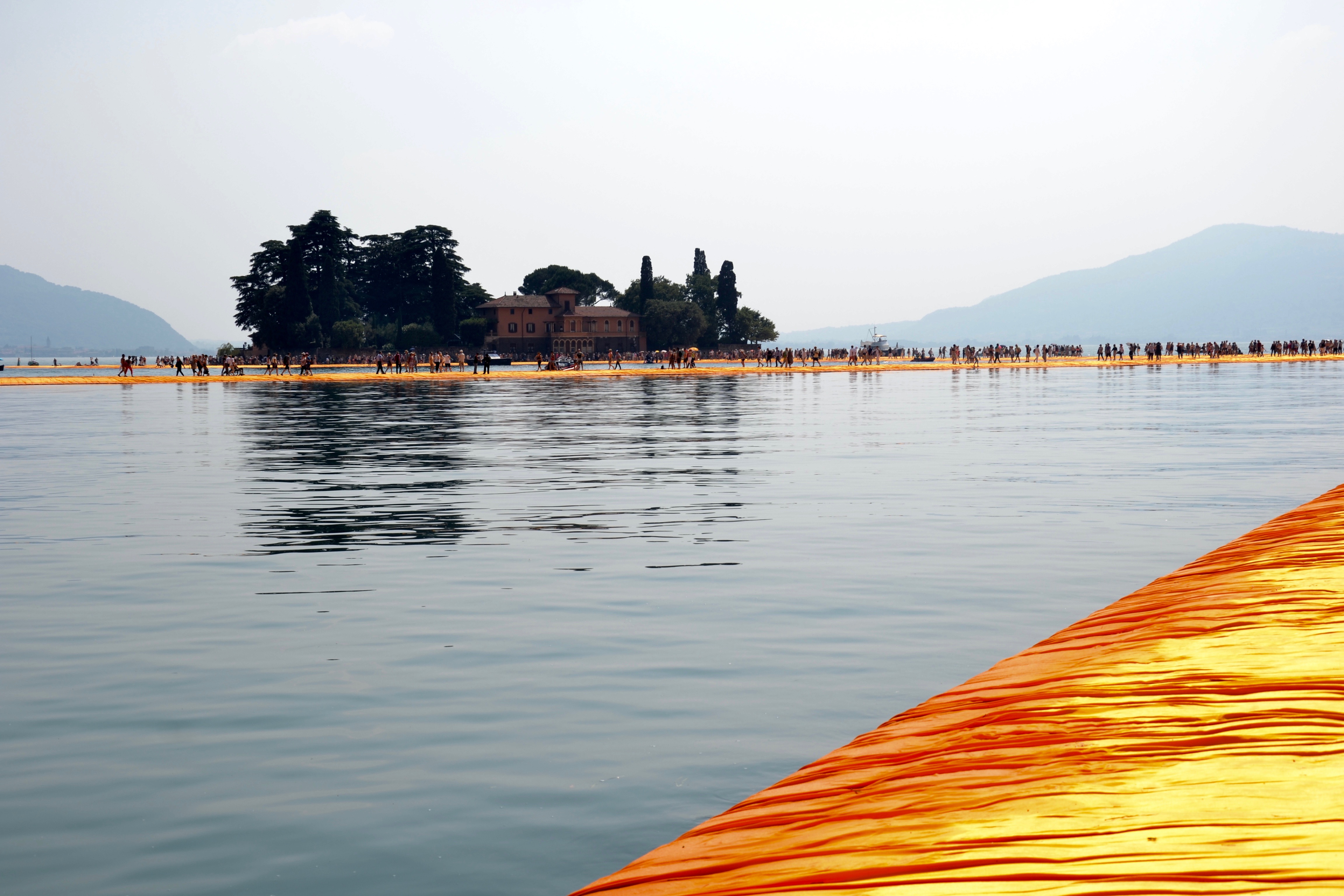 Live Webcam Passerella Di Christo Video In Diretta Lago D Iseo 30 Giugno
