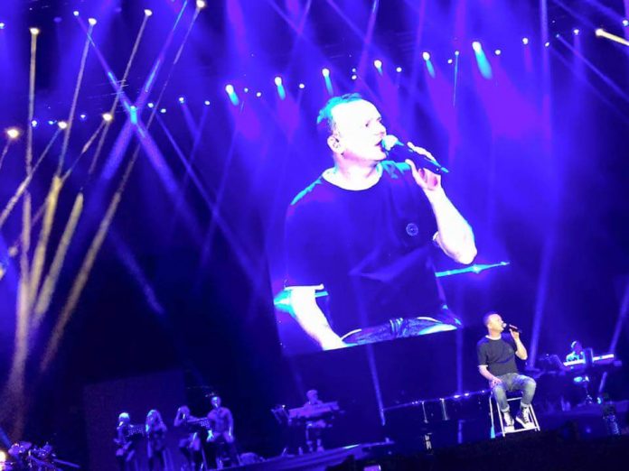 Gigi D'Alessio Malaterra Tour Napoli Gigi D'Alessio al San Paolo di Napoli: Video, Foto e Scaletta Concerto 21 giugno 2016 1