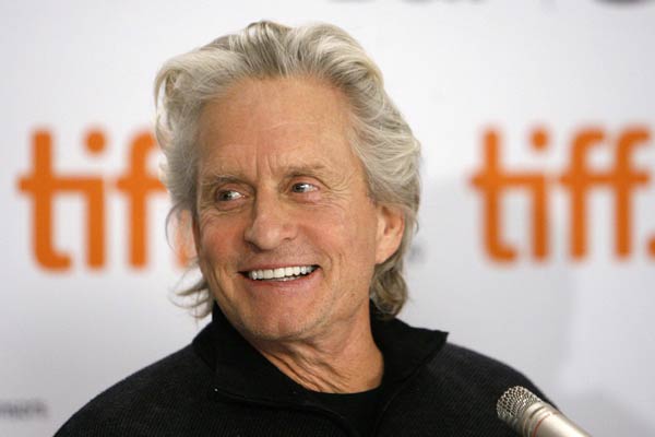 Michael Douglas morto: ma è una bufala