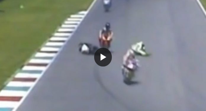 canepa-fa-cadere-pilota Niccolò Canepa fa cadere un motociclista (Video)