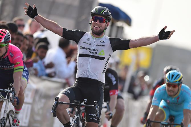 cavendish-dimension-data Video | Terza Tappa Tour de France 2016: Highlights e Sintesi