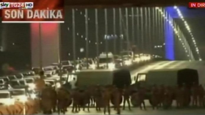 turchia-colpo-stato Colpo di Stato Turchia: Ultime Notizie | Video | Foto 2