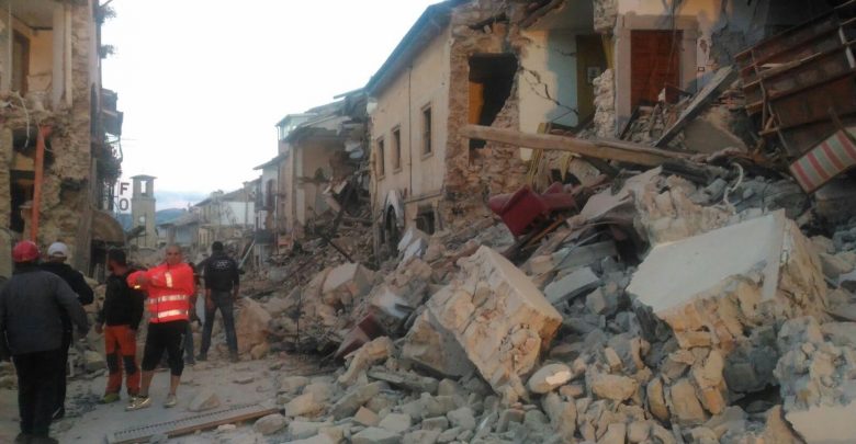 Terremoto 24 agosto 2016, Amatrice crolla: dieci Morti