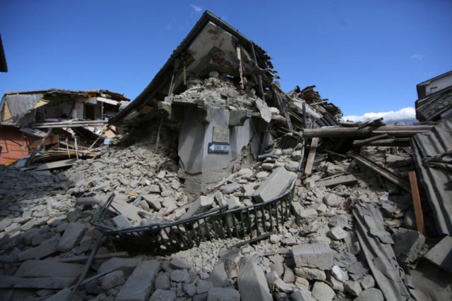 accumoli tetti Terremoto Accumoli, Tetti in Cemento hanno aggravato Morti e Feriti?