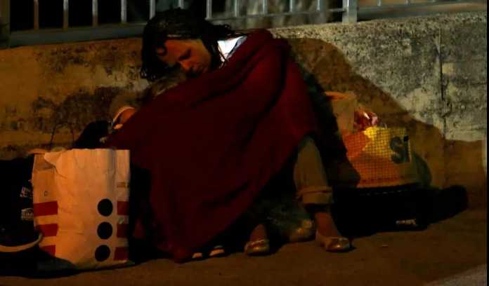terremoto-sfollati-amatrice Terremoto Amatrice, la Notte degli Sfollati (Foto) 3