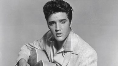 Photo of Elvis Presley, 40 anni fa la morte del re del rock’n roll