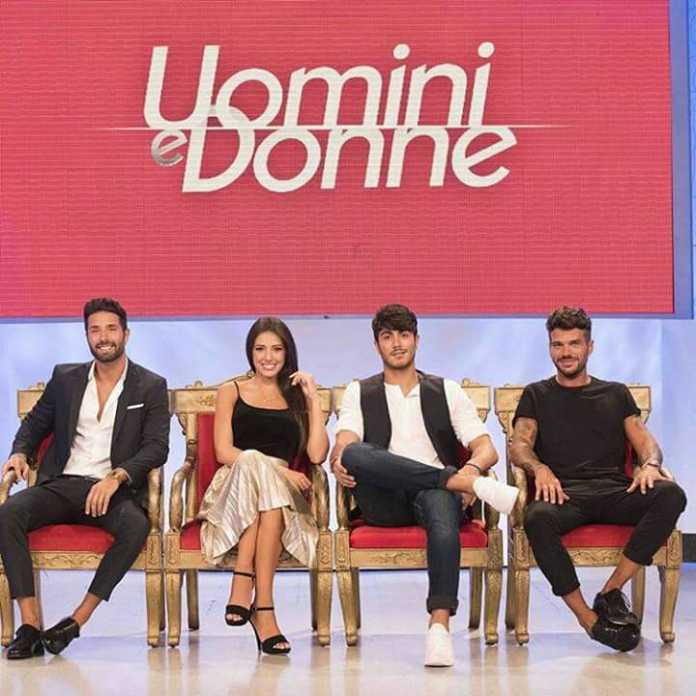 Uomini e Donne trono classico e gay Uomini e Donne Replica Prima Puntata: Streaming 12 settembre 2016