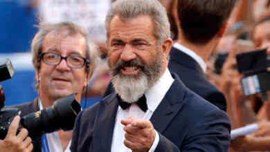 Photo of Mel Gibson re del Red Carpet alla Mostra del Cinema di Venezia (video)