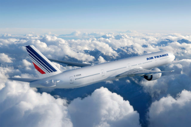 boeing air france Francia, Aereo svuota Serbatoio su Ile-de-France