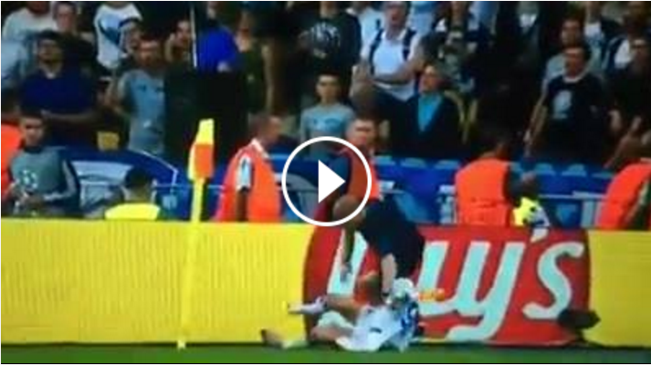 Dinamo Kiev-Napoli: scontro Yarmolenko con l'Arbitro (Video)