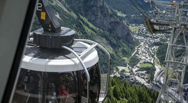 Monte Bianco, Guasto alla Funivia: bloccati in 60 senza soccorsi